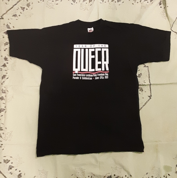 Year of the Queer vintage SF LGBT+ pride tee - Picture 3 of 4